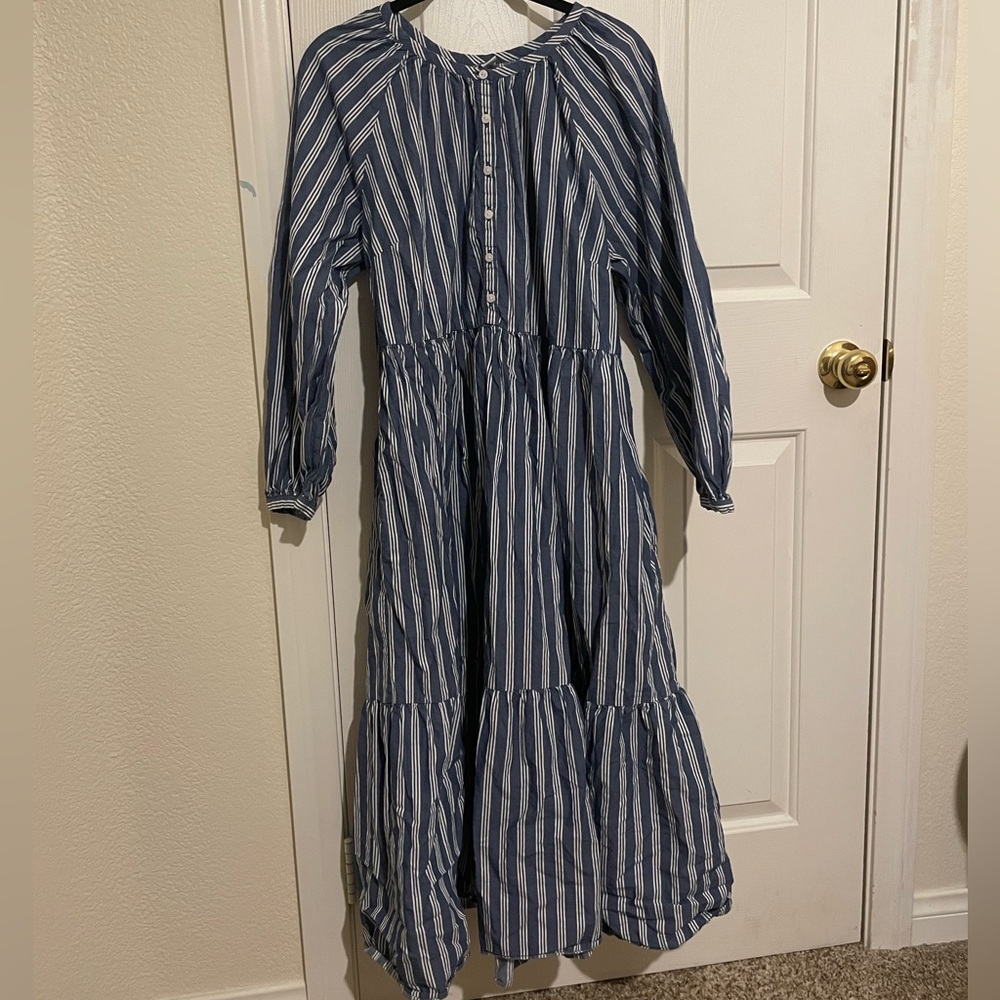 Old Navy Blue and White Dress